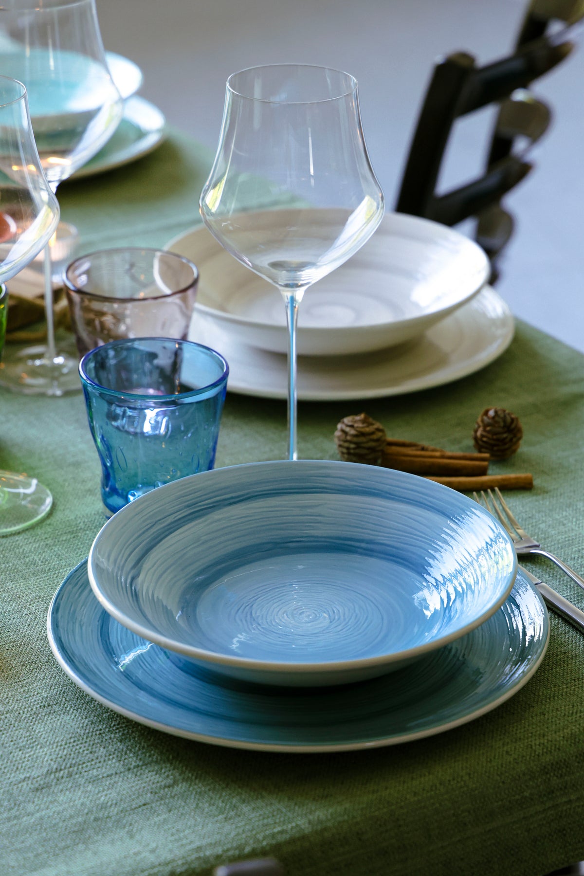 Plato de postre Memento Table Vertigo en cerámica color blanco perla