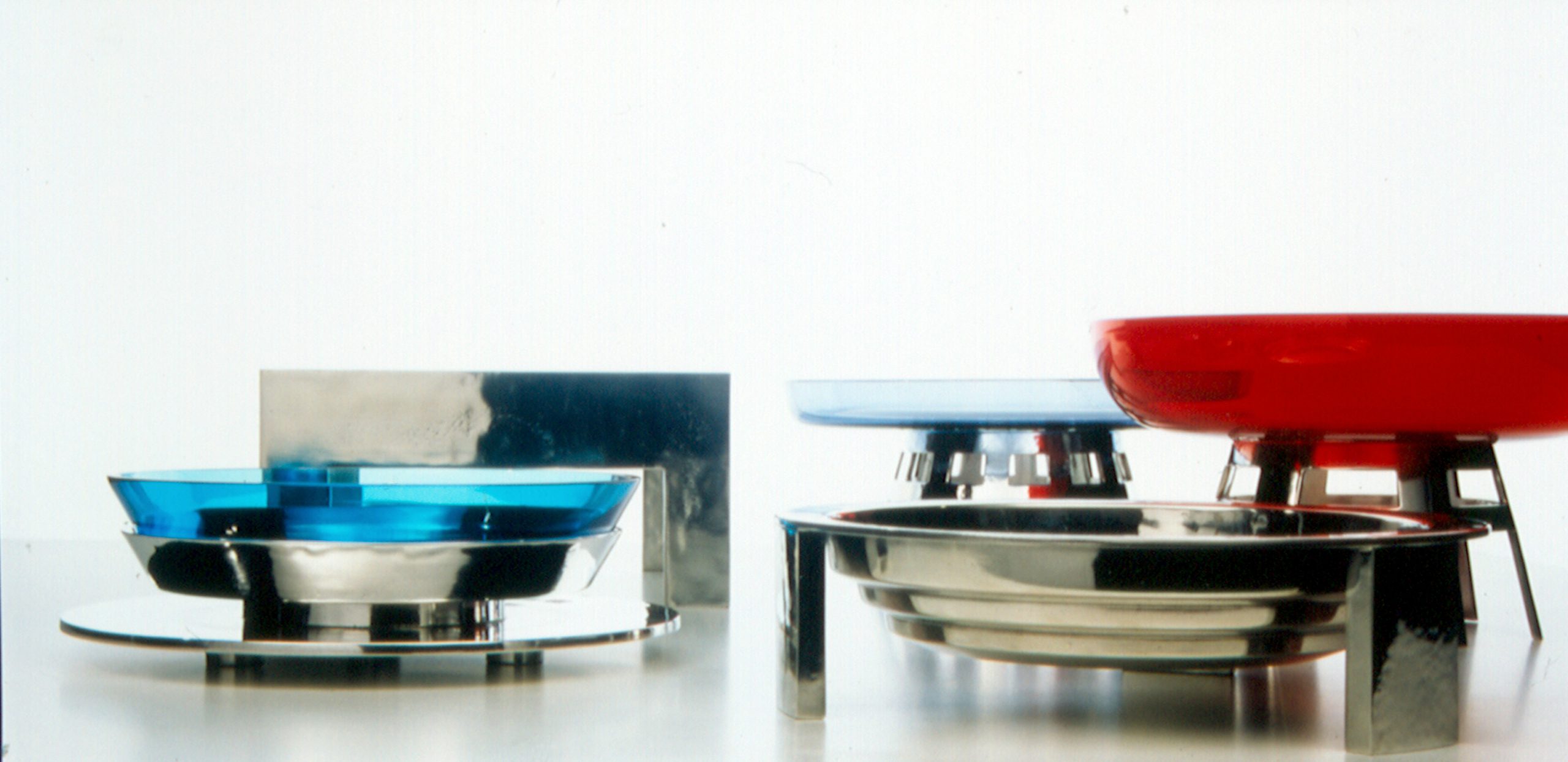 NUMA - TAVOLA ROTONDA ROSSA